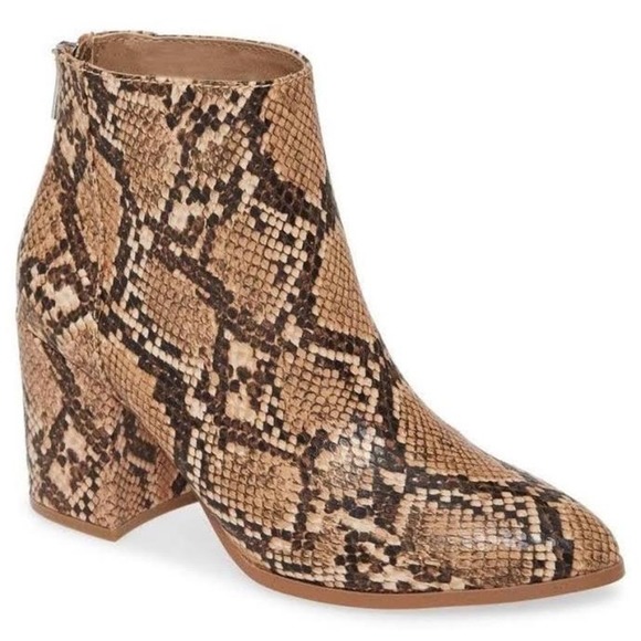 Steve Madden Snake Print Block Boots NEW - Picture 9 of 9